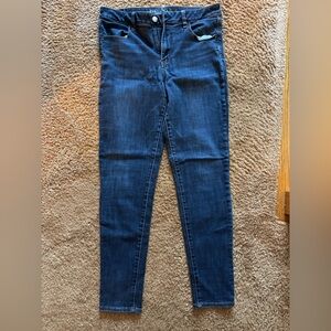 American Eagle Dark Wash Hi-Rise Jegging